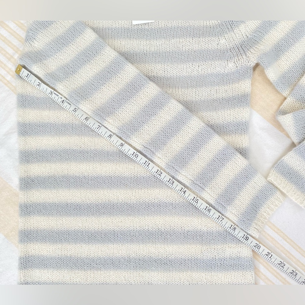 J.Crew NWT 🩶 Soft Cozy Mohair-Blend Loose-knit Sweater Grey/White Stripe SZ XS - Picture 11 of 16